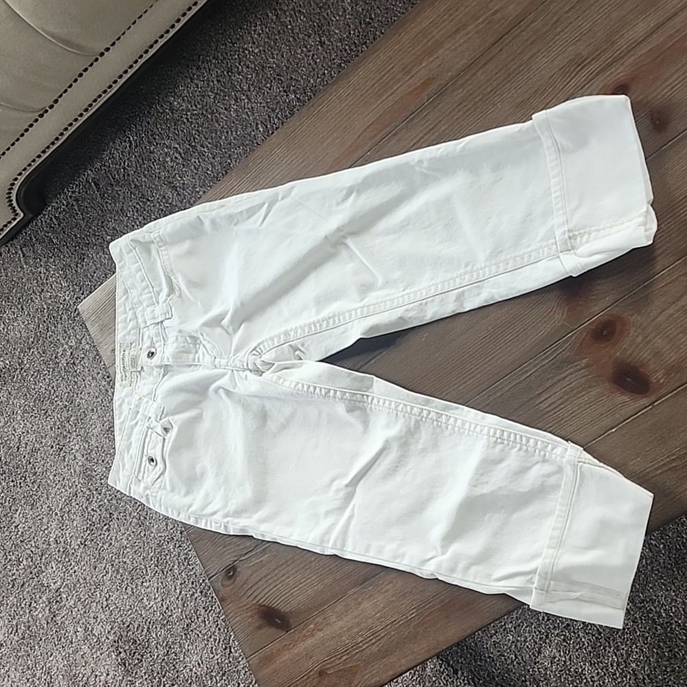 White denim capris